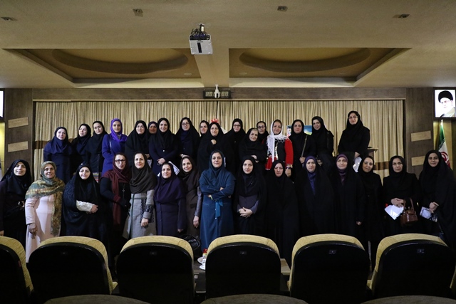 برگزاری مراسم تجلیل از مشاوران بانوان دستگاه های اجرایی شهرستان لاهیجان
